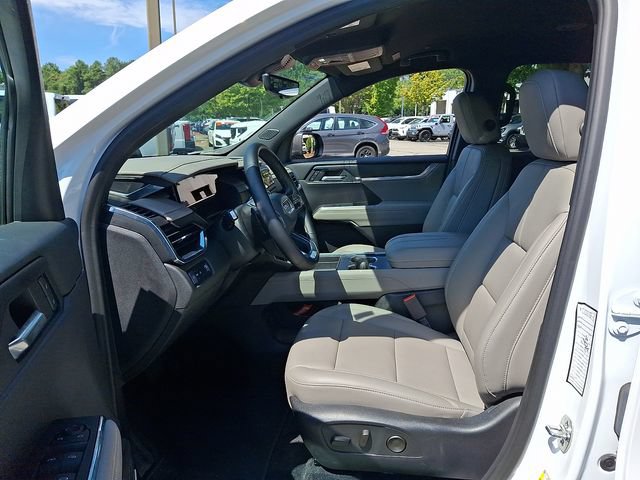 Used 2026 GMC Acadia Elevation w/ Elevation Premium Package FWD image 13