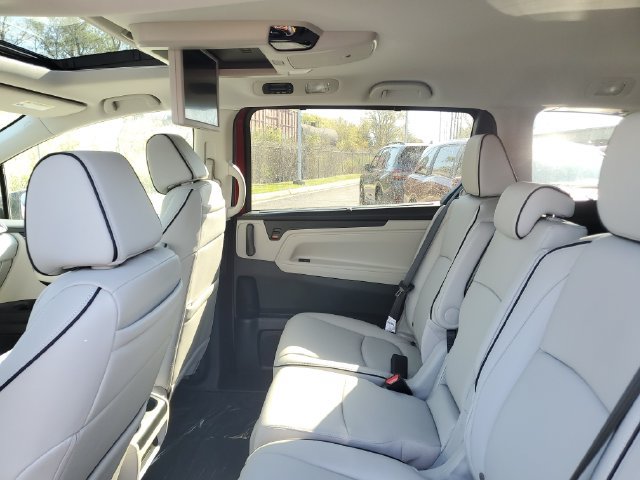 New 2027 Honda Odyssey Touring image 9