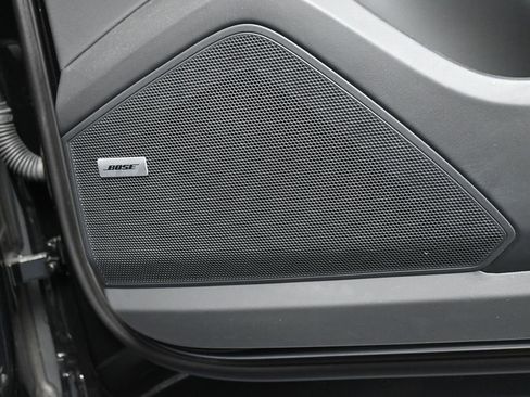 Certified 2025 Porsche Cayenne S AWD/4WD image 30