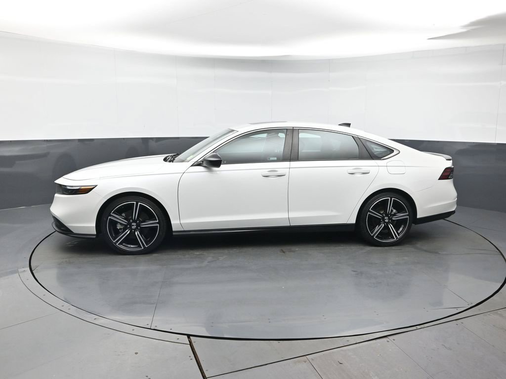 Certified 2023 Honda Accord Sport image 2