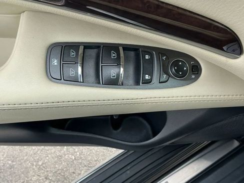 Used 2018 INFINITI QX60 Luxe w/ Deluxe Technology Package image 29