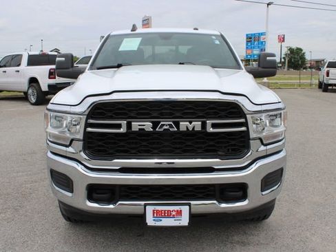 Used 2024 RAM 3500 Tradesman w/ Chrome Appearance Group AWD/4WD image 2