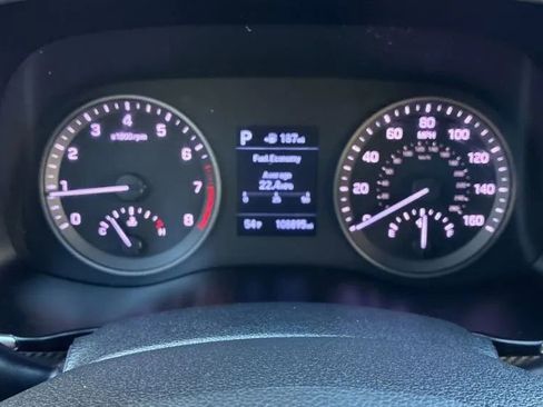 Used 2019 Hyundai Tucson SE image 15