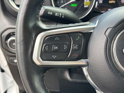 Used 2021 Jeep Wrangler Unlimited Sahara w/ Cold Weather Group AWD/4WD image 30