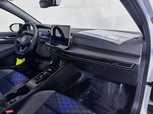 New 2026 Volkswagen Golf w/ Euro Style Package AWD/4WD image 29