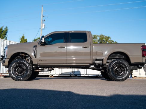 New 2026 Ford F250 Lariat w/ Lariat Ultimate Package image 7