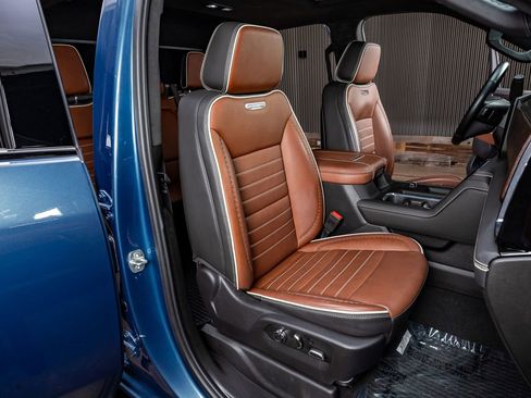 Used 2025 GMC Sierra 2500 Denali Ultimate w/ Max Trailering Package image 31