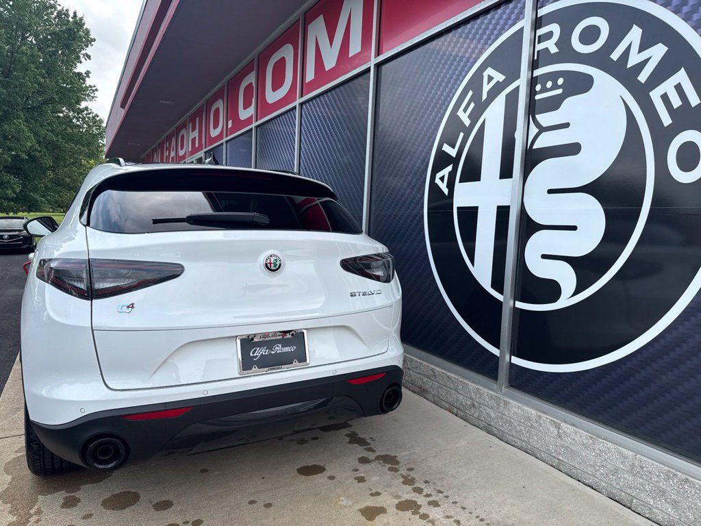 New 2026 Alfa Romeo Stelvio Sprint AWD/4WD image 12