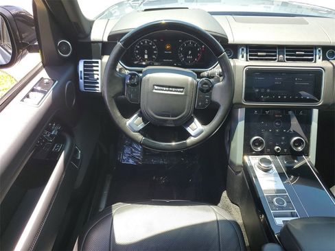 Used 2020 Land Rover Range Rover HSE image 16