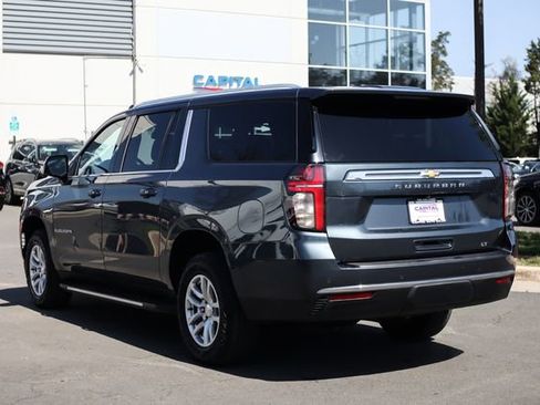 Used 2021 Chevrolet Suburban LT w/ Luxury Package AWD/4WD image 17