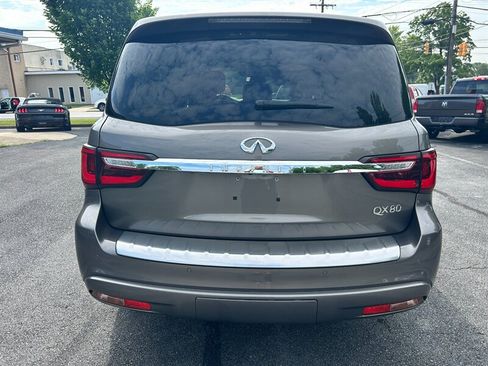 Used 2018 INFINITI QX80 4WD w/ Driver Assistance Package image 4