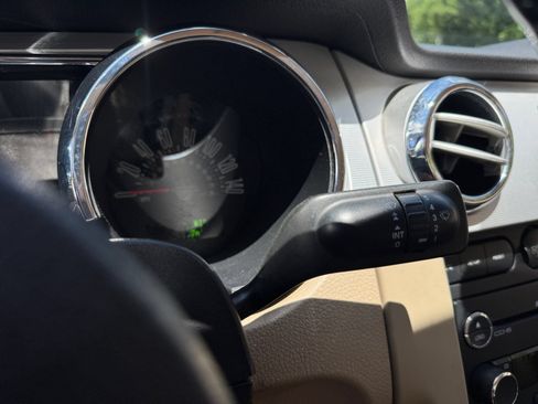 Used 2008 Ford Mustang GT RWD image 17