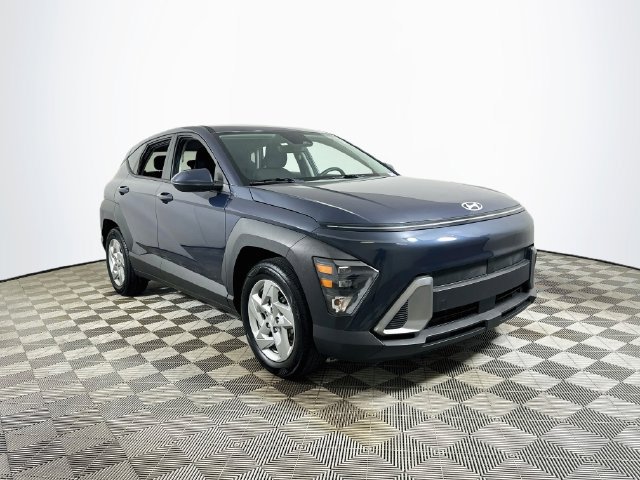 Used 2024 Hyundai Kona SE FWD image 1
