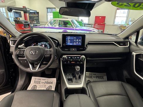 Used 2025 Toyota RAV4 XLE Premium w/ Weather Package image 4