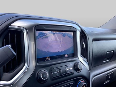 Used 2020 Chevrolet Silverado 1500 RST w/ Texas Edition AWD/4WD image 28