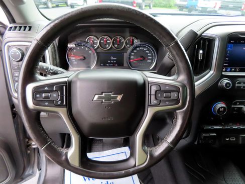 Used 2019 Chevrolet Silverado 1500 RST image 31