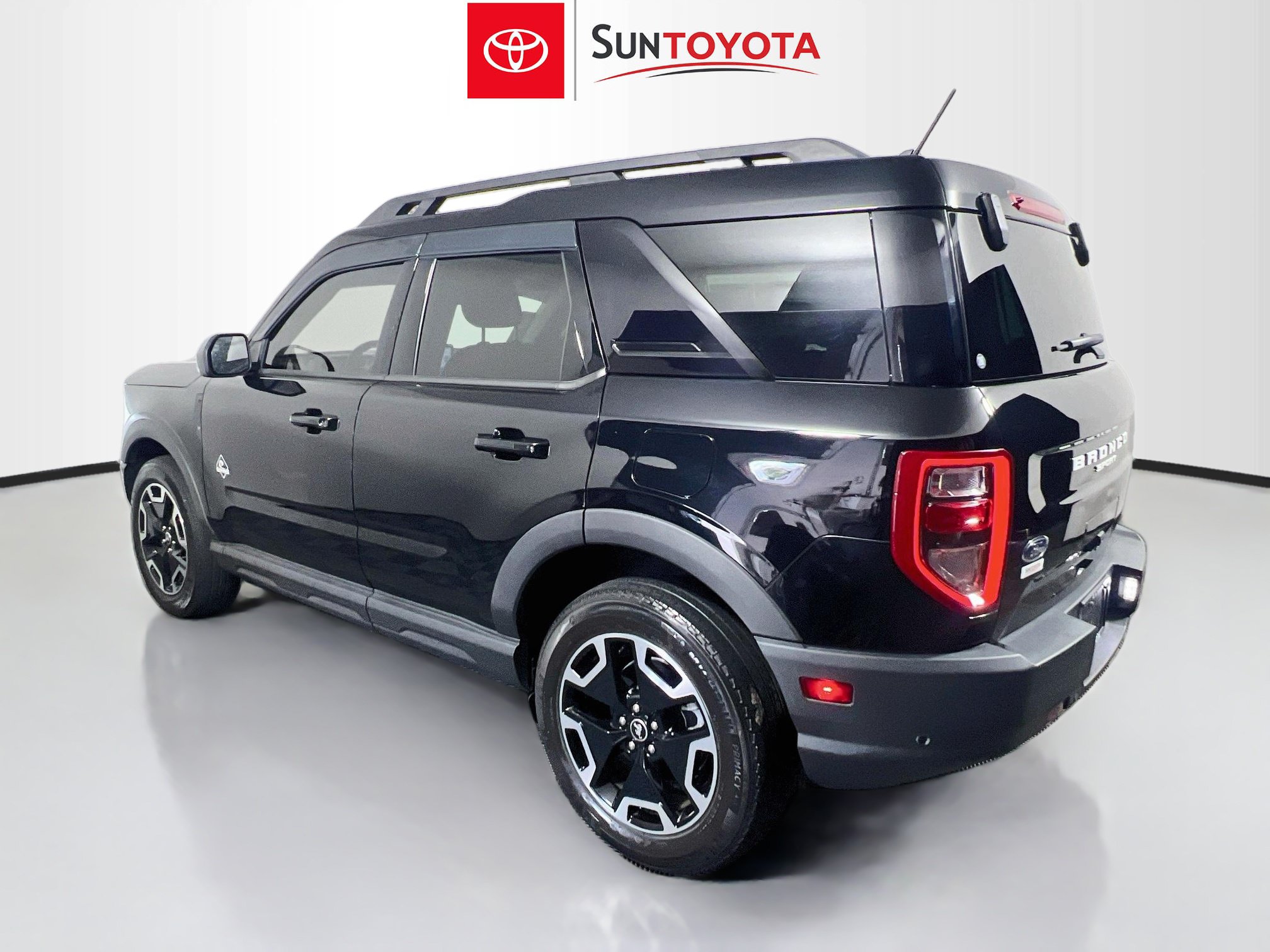 Used 2022 Ford Bronco Sport Outer Banks w/ Tech Package AWD/4WD image 6