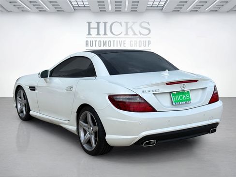 Used 2016 Mercedes-Benz SLK 350 image 7