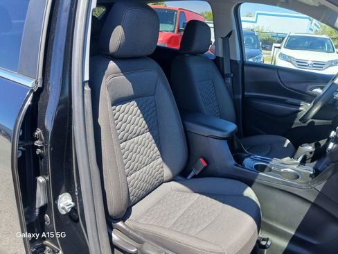 Used 2021 Chevrolet Equinox LT image 19