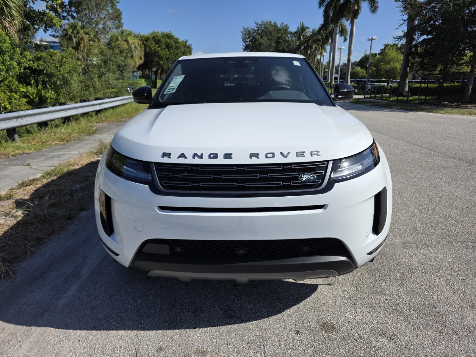 Used 2026 Land Rover Range Rover Evoque S AWD/4WD image 7