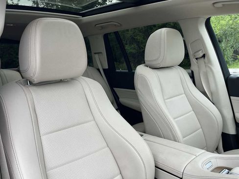 Certified 2023 Mercedes-Benz GLS 450 4MATIC image 38