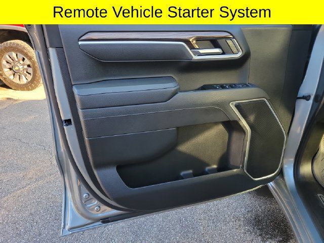 Used 2025 Chevrolet Silverado 1500 RST AWD/4WD image 21