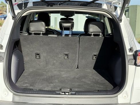 Used 2022 Ford Escape SEL image 26