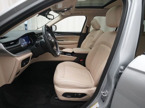 Used 2021 Jeep Grand Cherokee L Limited w/ Trailer Tow Package image 17