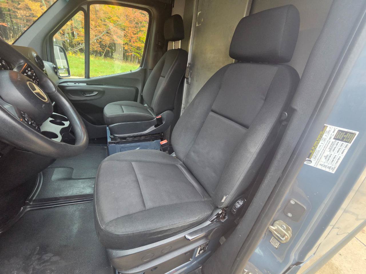 Used 2019 Mercedes-Benz Sprinter 170 image 22
