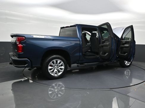 Used 2022 Chevrolet Silverado 1500 Custom w/ Safety Confidence Package image 32