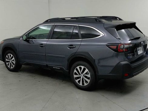 New 2025 Subaru Outback Premium image 7