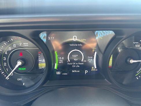 Used 2024 Jeep Wrangler Unlimited Rubicon 4xe AWD/4WD image 18