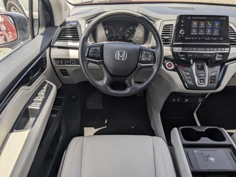 Used 2025 Honda Odyssey Touring image 23