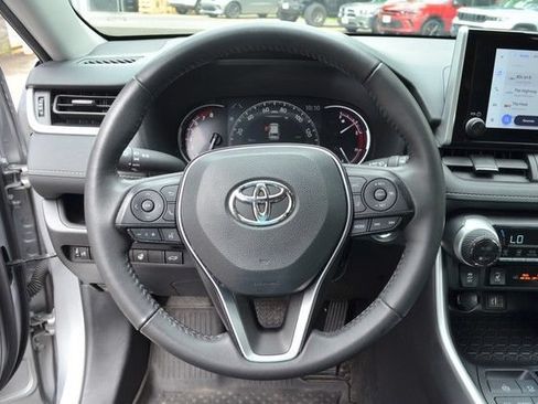 Used 2024 Toyota RAV4 XLE w/ Convenience Package AWD/4WD image 19