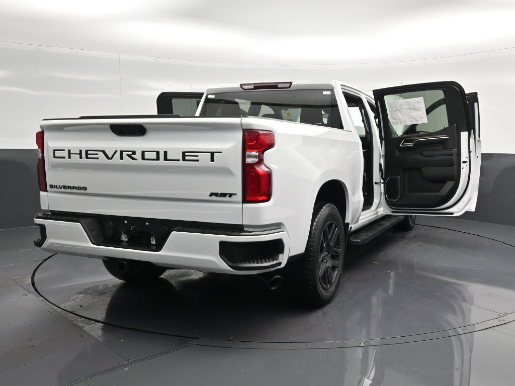 Used 2024 Chevrolet Silverado 1500 RST w/ Dark Appearance Package RWD image 39