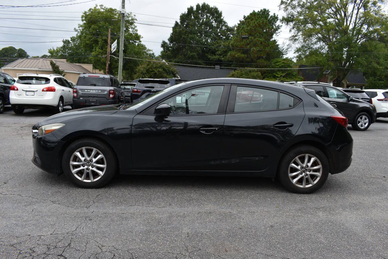 Used 2018 MAZDA MAZDA3 Sport FWD image 3