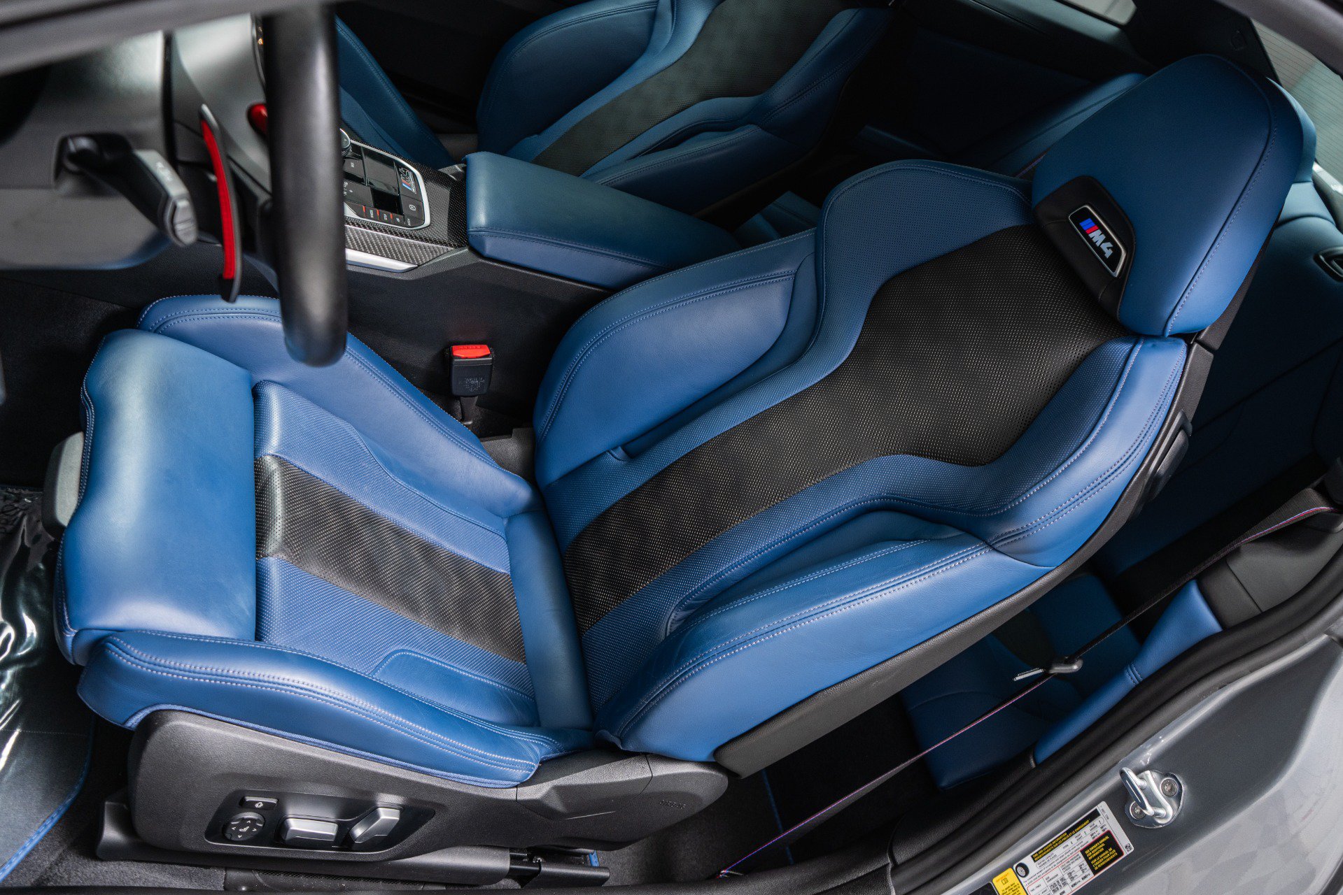 Used 2022 BMW M4 Competition w/ Executive Package RWD image 26