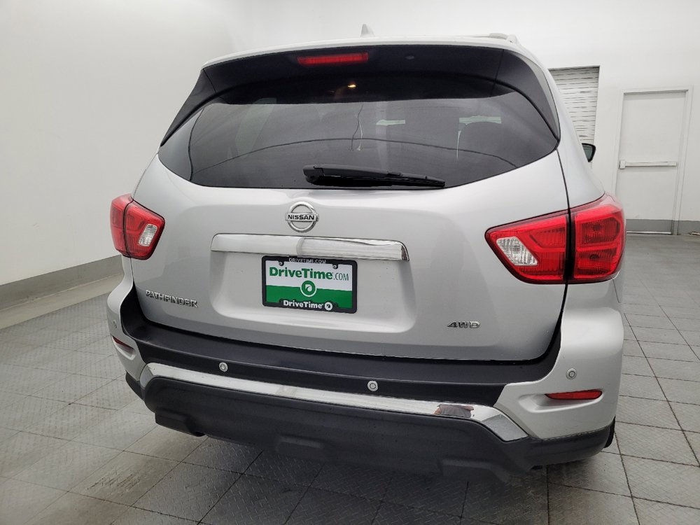 Used 2019 Nissan Pathfinder S AWD/4WD image 7