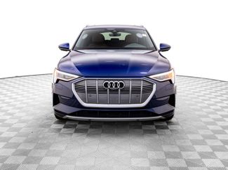 Used 2022 Audi e-tron Premium Plus w/ Premium Plus Package video 2