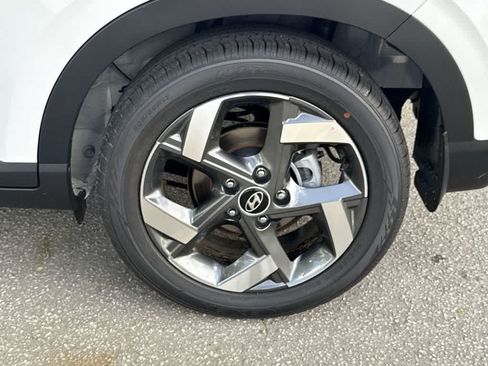 New 2026 Hyundai Venue SEL FWD image 11