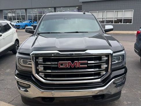 Used 2018 GMC Sierra 1500 SLT image 3