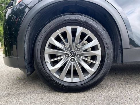 Used 2024 MAZDA CX-90 3.3 Turbo w/ Preferred Plus AWD/4WD image 9