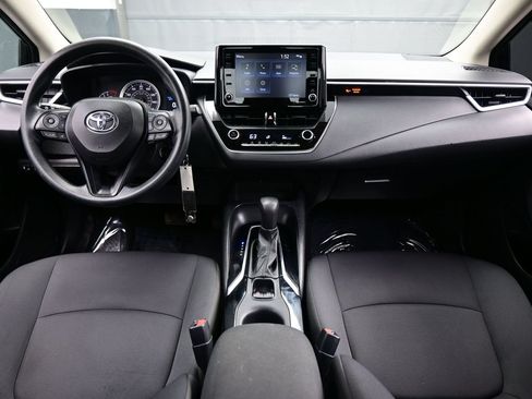 Used 2022 Toyota Corolla LE FWD image 17