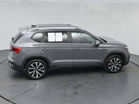 Used 2023 Volkswagen Taos SE w/ Panoramic Sunroof Package AWD/4WD image 57