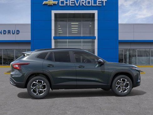 New 2026 Chevrolet Trax LT w/ Driver Confidence Package image 29