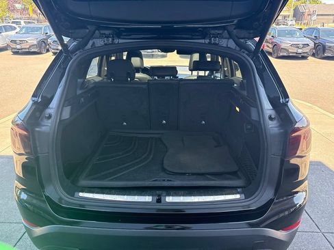 Used 2018 BMW X1 xDrive28i w/ Convenience Package AWD/4WD image 8