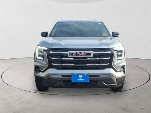 Used 2025 GMC Terrain Elevation image 2