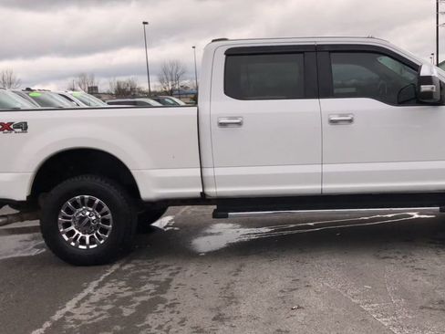 Used 2021 Ford F250 XLT w/ XLT Premium Package image 9