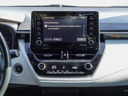 Used 2021 Toyota Corolla SE w/ Carpet Mat Package (TMS) image 12