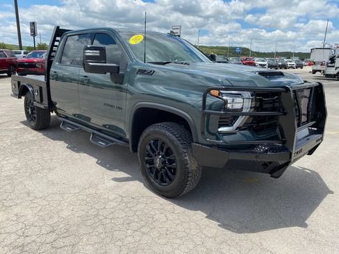 Used 2025 Chevrolet Silverado 2500 LTZ w/ Trail Boss Package AWD/4WD image 8